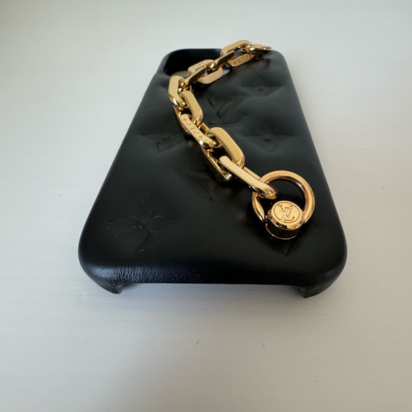 IPHONE CASE - Picture 4 of 8